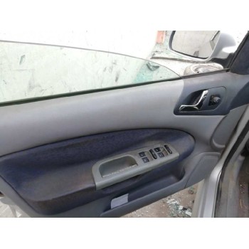 skoda octavia berlina (1u2) del año 2000