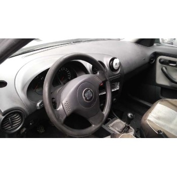 seat ibiza (6l1) del año 2002