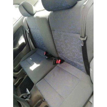 skoda octavia berlina (1u2) del año 2000