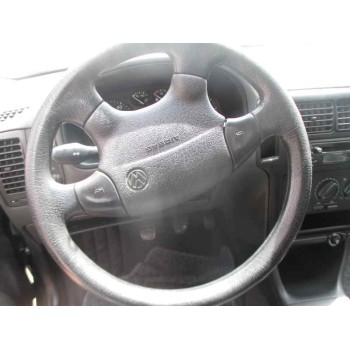 volkswagen polo berlina (6n1) del año 1998