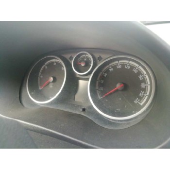 opel corsa d del año 2010