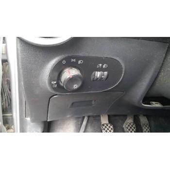 seat ibiza (6l1) del año 2002