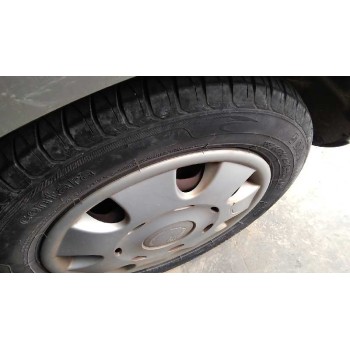 seat ibiza (6l1) del año 2002