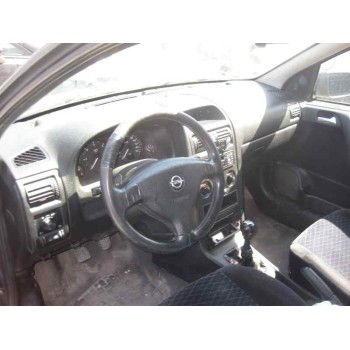 opel astra g berlina del año 2001