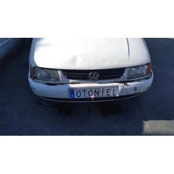 volkswagen polo berlina (6n1) del año 1997