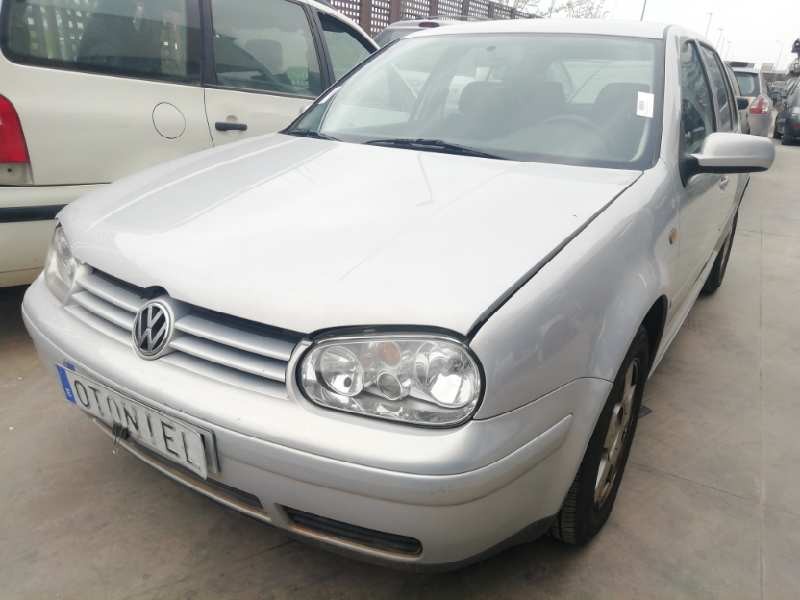 VOLKSWAGEN GOLF IV BERLINA (1J1)