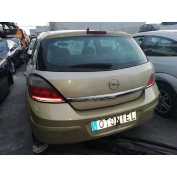 opel astra h berlina del año 2004
