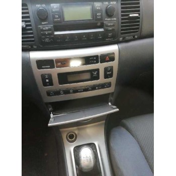 toyota corolla (e12) del año 2004