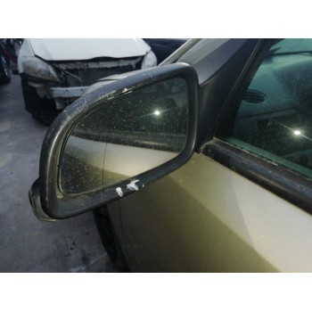 opel astra h berlina del año 2004