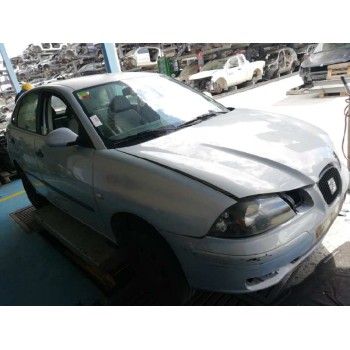 seat ibiza (6l1) del año 2003
