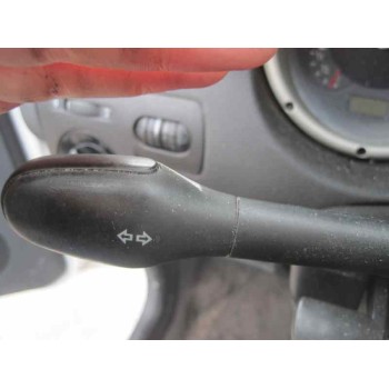 volkswagen polo berlina (6n2) del año 2001