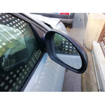 seat ibiza (6l1) del año 2004