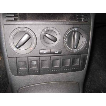 volkswagen polo berlina (6n2) del año 2001