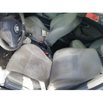 seat ibiza (6l1) del año 2003