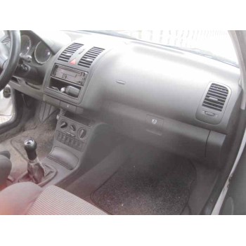 volkswagen polo berlina (6n2) del año 2001