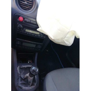 seat ibiza (6l1) del año 2004