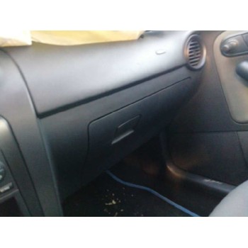 seat ibiza (6l1) del año 2004