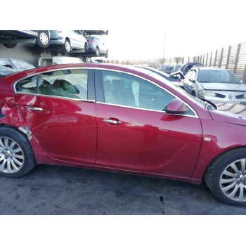 opel insignia berlina del año 2010