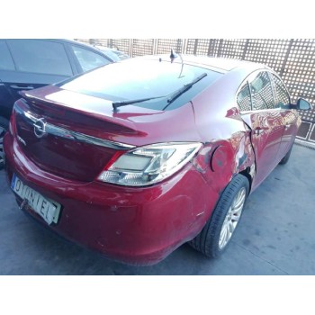 opel insignia berlina del año 2010