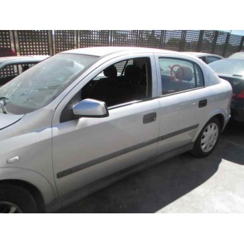 opel astra g berlina del año 1999