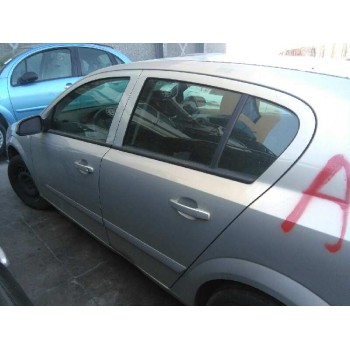 opel astra h berlina del año 2006