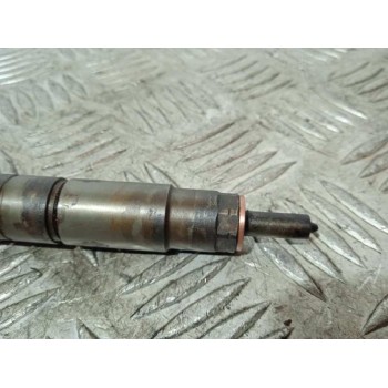 Recambio de inyector para bmw serie 1 coupe (e82) 2.0 turbodiesel cat referencia OEM IAM 7797877 0445116001 