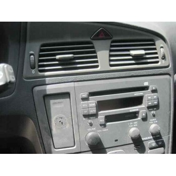 volvo xc70 i cross country (295) del año 2001