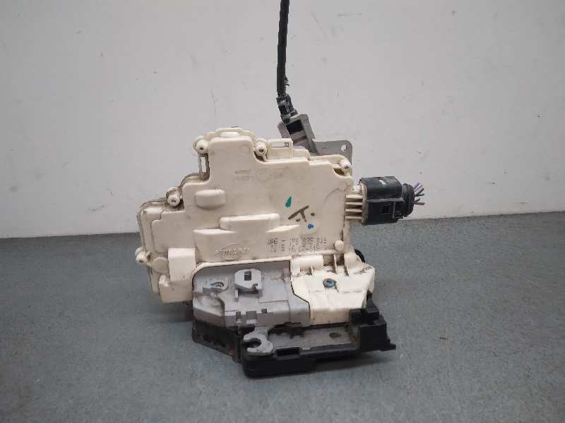 Recambio de cerradura puerta trasera derecha para seat leon (1p1) 1.6 referencia OEM IAM 1P0839016 FUNCIONA 6 CABLES