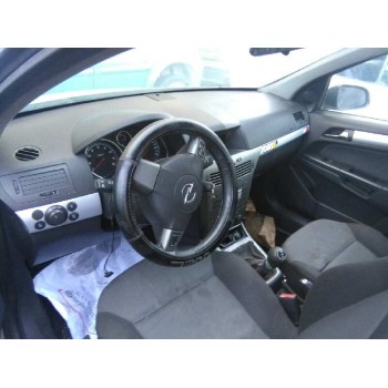 opel astra h berlina del año 2006