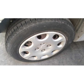 peugeot 206 berlina del año 2004