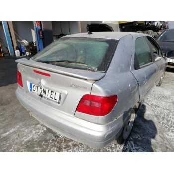citroën xsara berlina del año 2002