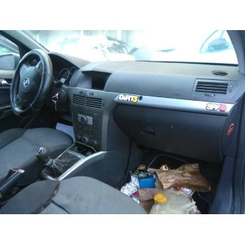 opel astra h berlina del año 2006