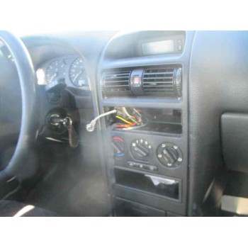 opel astra g berlina del año 2001