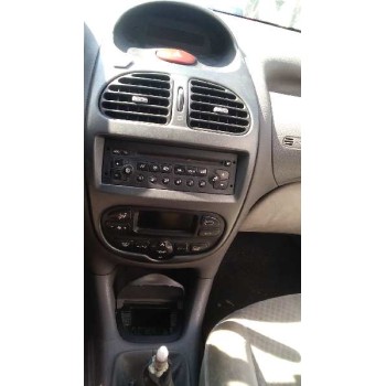 peugeot 206 berlina del año 2004