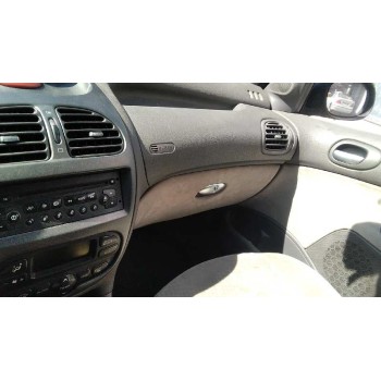 peugeot 206 berlina del año 2004