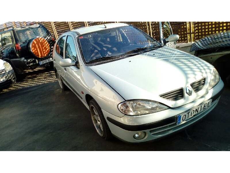 renault megane i fase 2 berlina (ba0) del año 2001