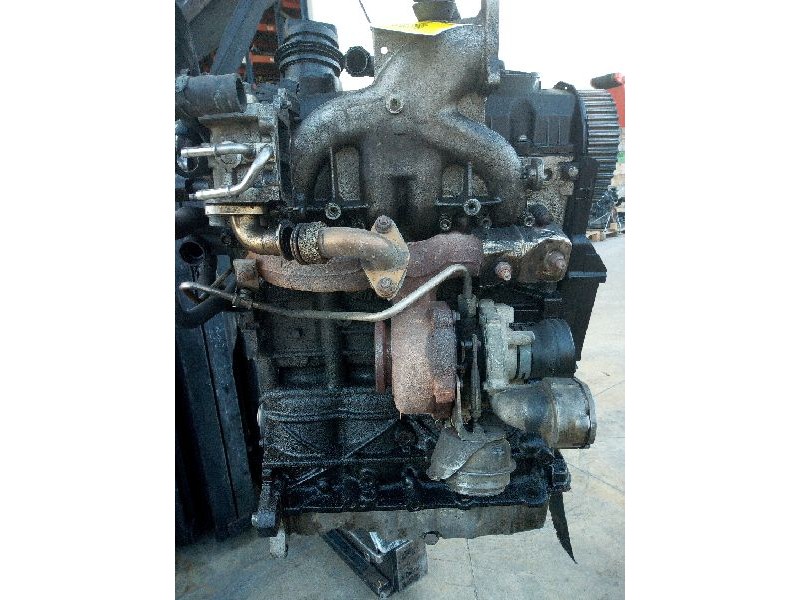 Recambio de motor casco para volkswagen passat variant (3c5) 1.9 tdi referencia OEM IAM BKC  