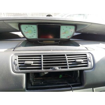 peugeot 807 del año 2003