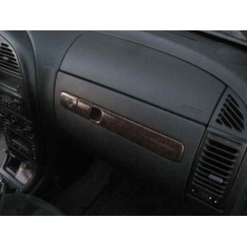 citroën xsara berlina del año 2002