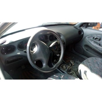 hyundai lantra berlina (rd) del año 1996