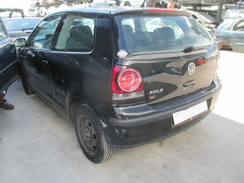 VOLKSWAGEN POLO (9N3)