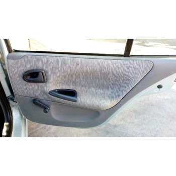 renault megane i fase 2 berlina (ba0) del año 2001