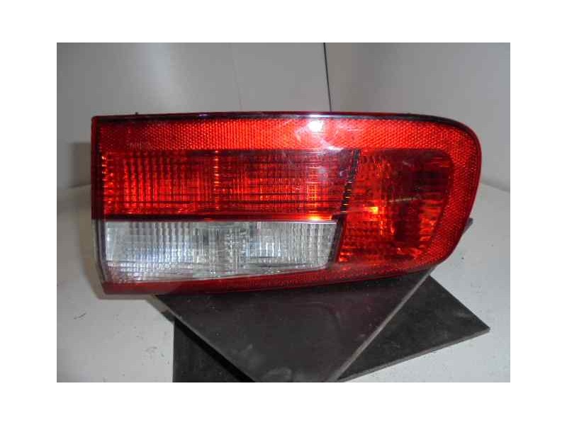 Recambio de piloto trasero derecho interior para renault laguna ii (bg0) 1.6 referencia OEM IAM 8200002476 INTERIOR 