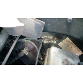 renault megane i fase 2 berlina (ba0) del año 2001