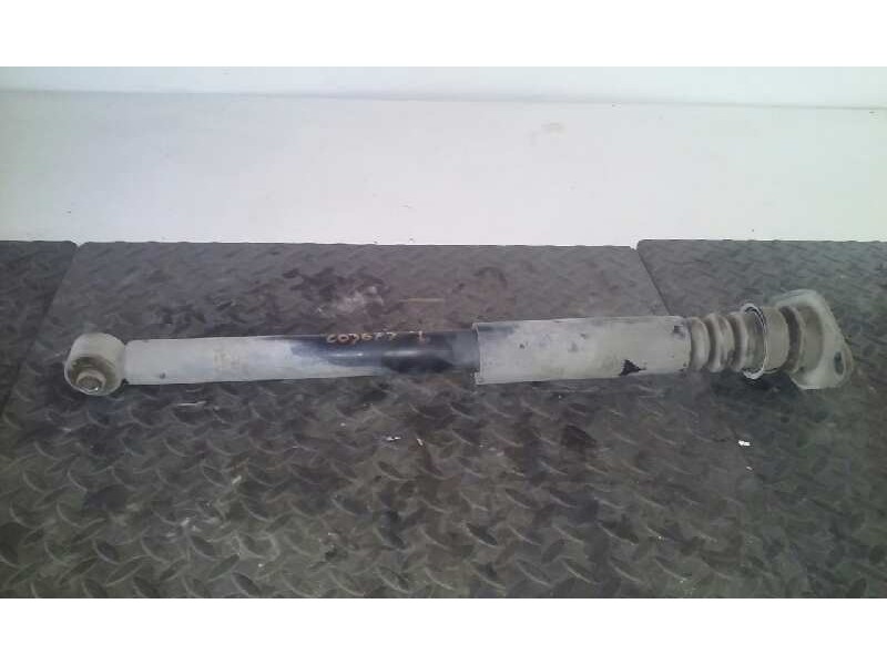 Recambio de amortiguador trasero derecho para kia rio 1.4 cat referencia OEM IAM   