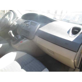 renault scenic ii del año 2004