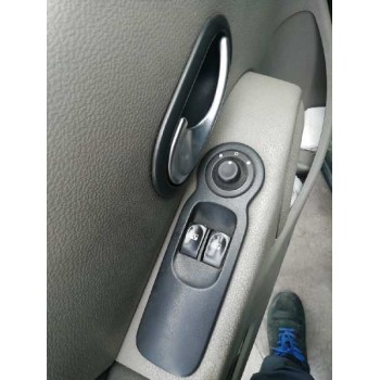 renault modus del año 2004