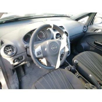 opel corsa d del año 2010