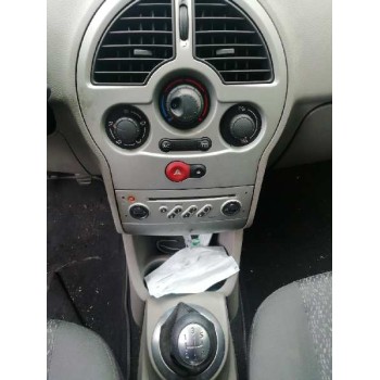 renault modus del año 2004