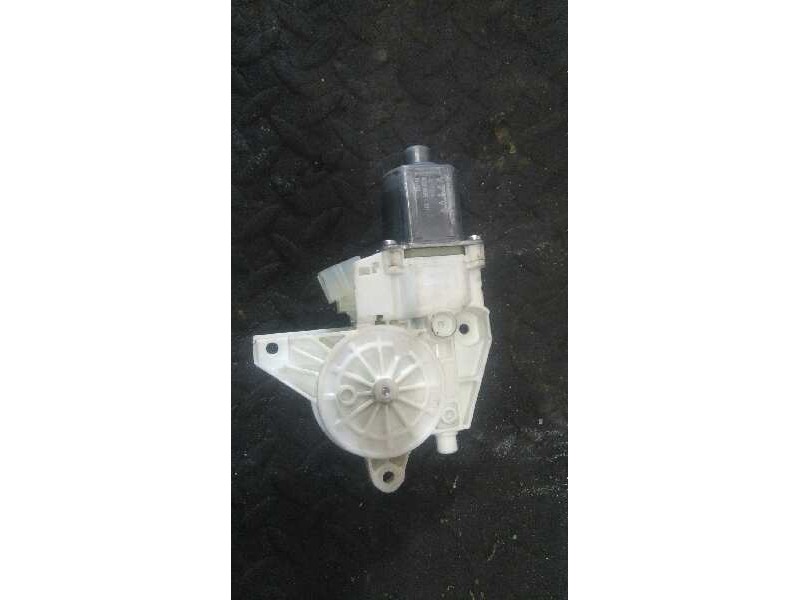 Recambio de motor elevalunas delantero derecho para mercedes-benz clase gla (w156) gla 200 cdi (156.908) referencia OEM IAM A246